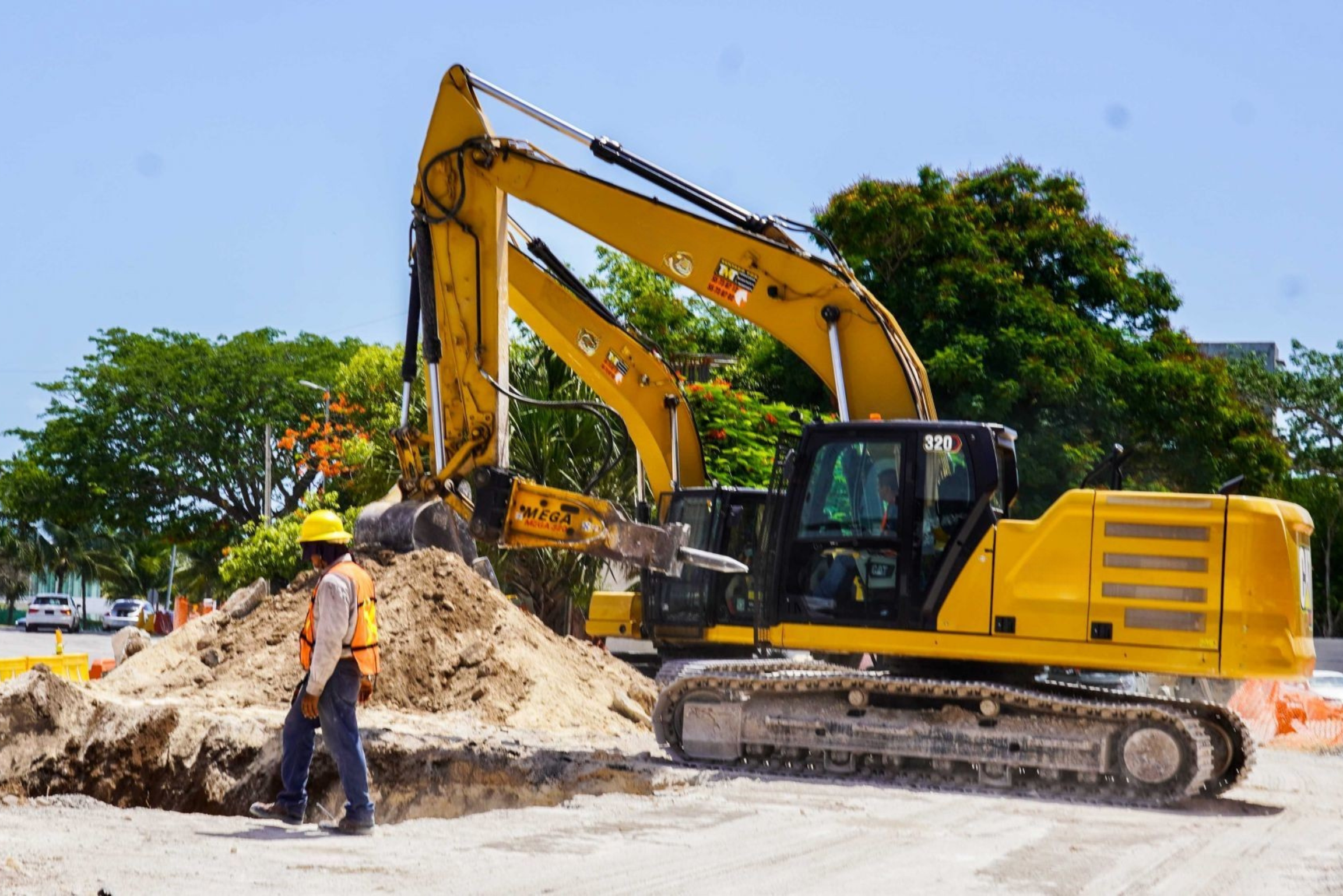 Semáforo de crecimiento en naranja, economía mexicana solo crece 0.6% anual en el 1T2025